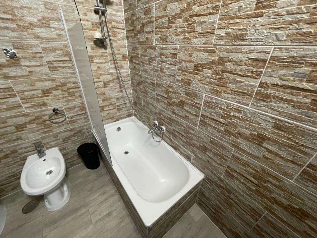 Plan B Apartment Naples Exterior photo