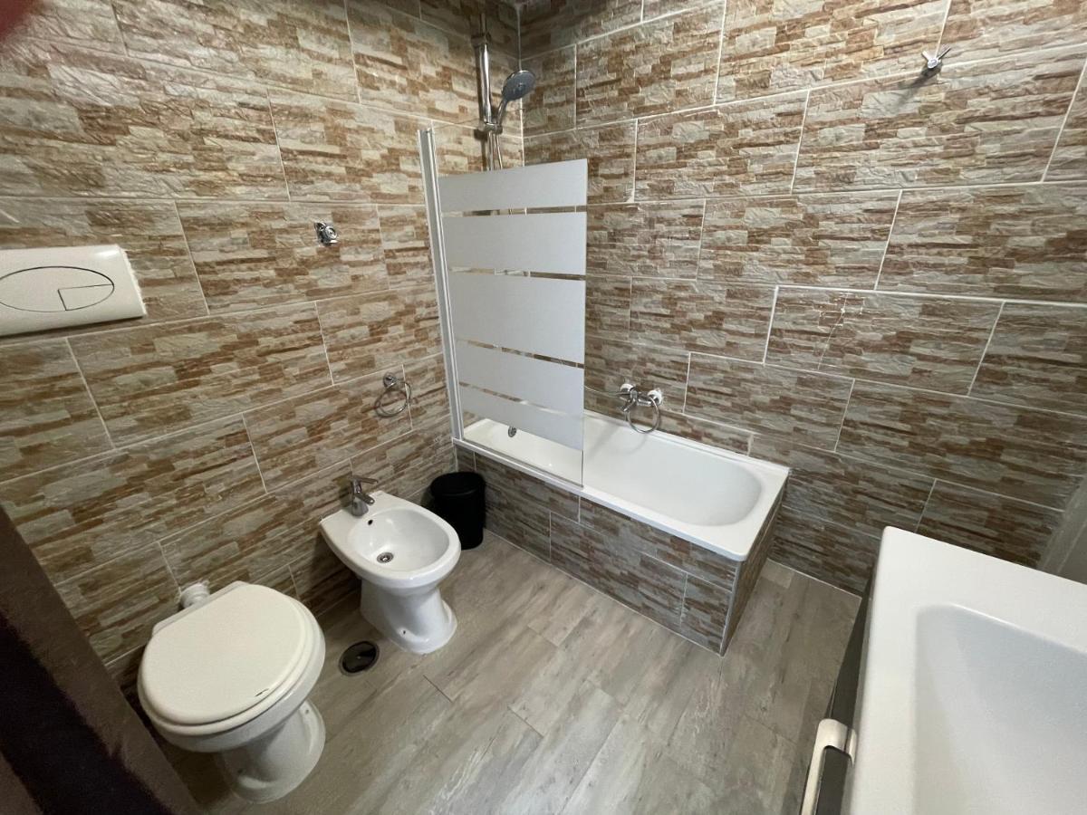 Plan B Apartment Naples Exterior photo